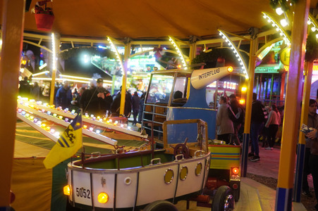 Weihnachtsmarkt 'Winterzauber' in Berlin