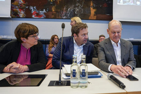 Fraktionssitzung der SPD-Bundestagsfraktion in Berlin