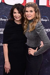 Serienpremiere 'Deutsches Haus' in Berlin
