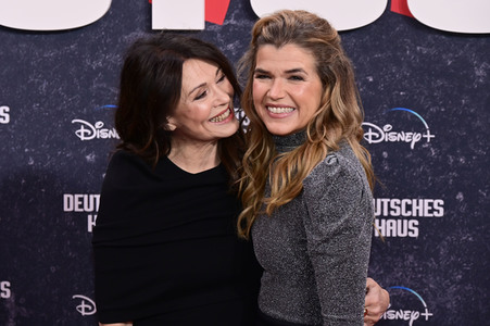 Serienpremiere 'Deutsches Haus' in Berlin