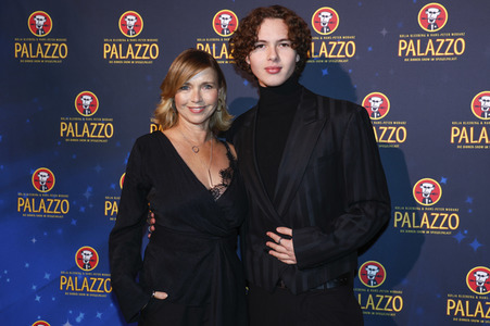 Galapremiere der Palazzo Dinnershow in Berlin