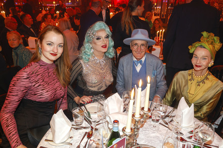 Galapremiere der Palazzo Dinnershow in Berlin