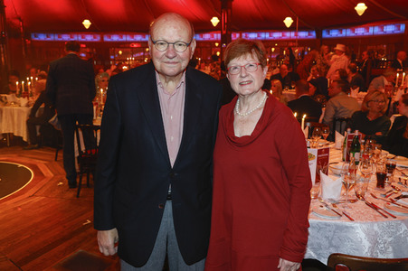 Galapremiere der Palazzo Dinnershow in Berlin