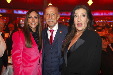 Galapremiere der Palazzo Dinnershow in Berlin