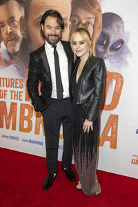 Filmpremiere 'Adventures of the Naked Umbrella' in Los Angeles