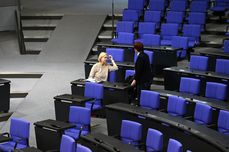 135. Sitzung des Deutschen Bundestages in Berlin