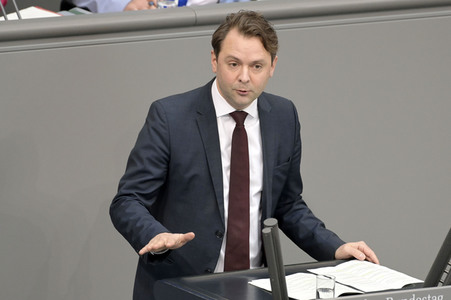 135. Sitzung des Deutschen Bundestages in Berlin