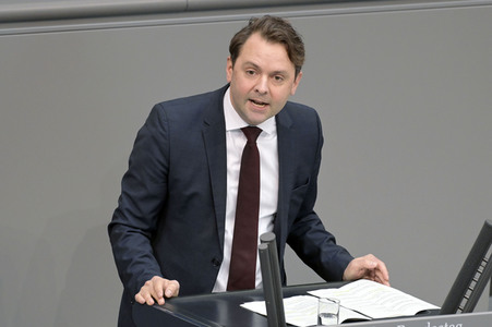 135. Sitzung des Deutschen Bundestages in Berlin