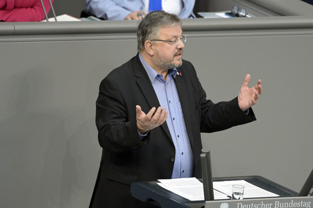 135. Sitzung des Deutschen Bundestages in Berlin