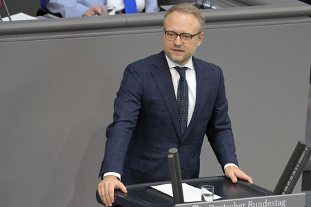 135. Sitzung des Deutschen Bundestages in Berlin