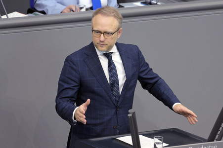 135. Sitzung des Deutschen Bundestages in Berlin