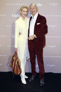 Gala Christmas Shopping Night 2023 in Hamburg