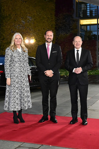 Empfang von Kronprinz Haakon von Norwegen und Kronprinzessin Mette-Marit von Norwegen im Kanzleramt in Berlin