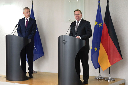 Arbeitsbesuch von NATO-Generalsekretär Jens Stoltenberg in Berlin