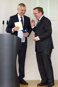 Arbeitsbesuch von NATO-Generalsekretär Jens Stoltenberg in Berlin