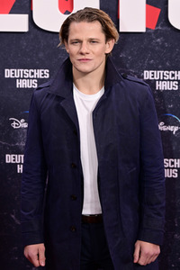 Serienpremiere 'Deutsches Haus' in Berlin
