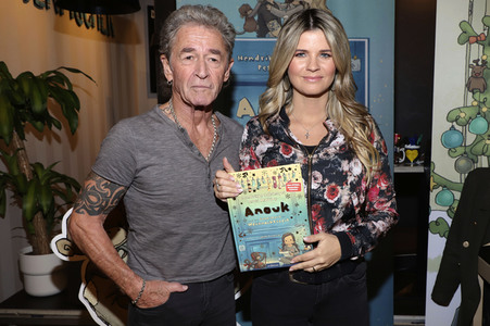 Autogrammstunde mit Peter Maffay und Hendrikje Balsmeyer in Hamburg