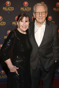 Premiere der Dinnershow 'Poletto Palazzo' in Hamburg