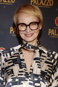 Premiere der Dinnershow 'Poletto Palazzo' in Hamburg