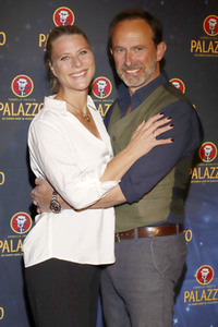 Premiere der Dinnershow 'Poletto Palazzo' in Hamburg