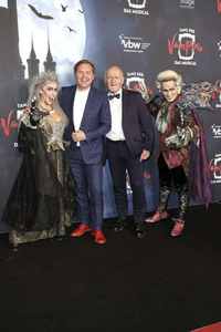 Musicalpremiere 'Tanz der Vampire' in Hamburg