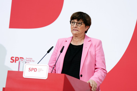 Pressekonferenz der SPD zu Beratungen aktueller Themen in Berlin