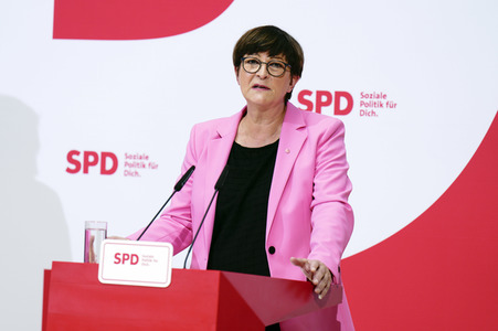 Pressekonferenz der SPD zu Beratungen aktueller Themen in Berlin