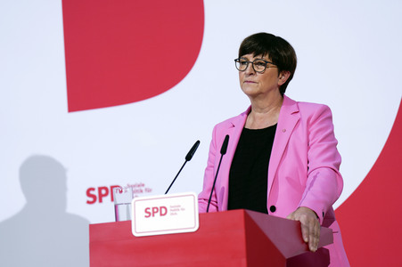 Pressekonferenz der SPD zu Beratungen aktueller Themen in Berlin