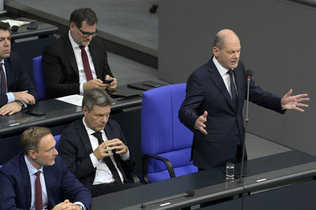 136. Sitzung des Deutschen Bundestages in Berlin