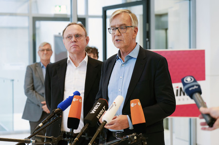 Pressestatement der Die Linke-Bundestagsfraktion in Berlin