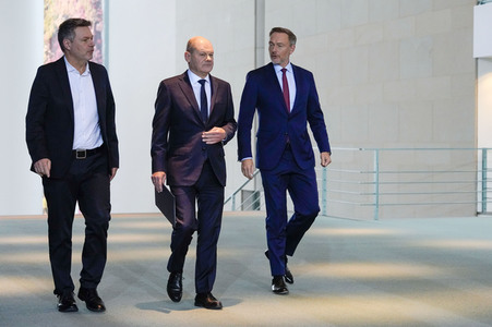 Pressestatement nach dem Urteil des Bundesverfassungsgerichts zum Nachtragshaushalt 2021 in Berlin