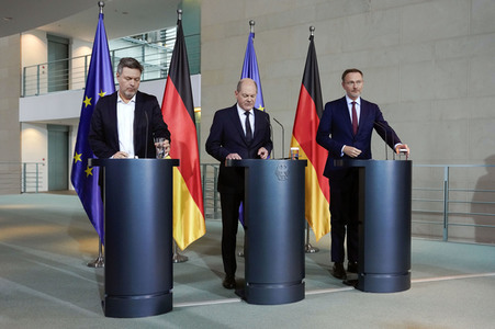 Pressestatement nach dem Urteil des Bundesverfassungsgerichts zum Nachtragshaushalt 2021 in Berlin