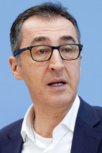 Bundespressekonferenz Bio-Strategie 2030 in Berlin