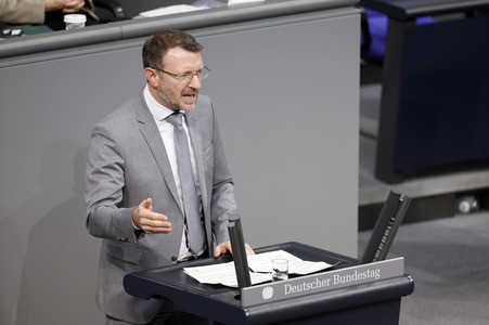 138. Sitzung des Deutschen Bundestages in Berlin