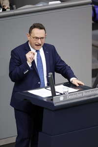 138. Sitzung des Deutschen Bundestages in Berlin