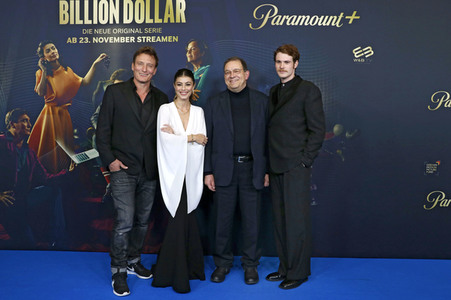 Serienpremiere 'Eine Billion Dollar' in Berlin