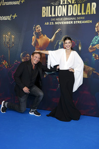 Serienpremiere 'Eine Billion Dollar' in Berlin