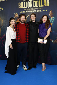 Serienpremiere 'Eine Billion Dollar' in Berlin