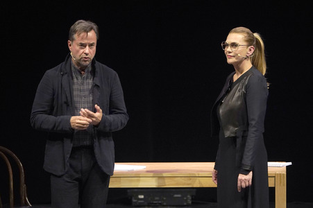 Lesung von Anna Loos und Jan Josef Liefers in Berlin