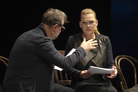 Lesung von Anna Loos und Jan Josef Liefers in Berlin