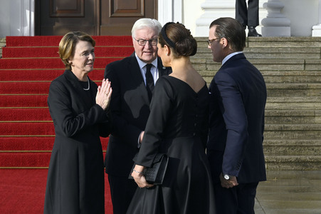 Empfang von Kronprinzessin Victoria von Schweden und Prinz Daniel von Schweden im Schloss Bellevue in Berlin