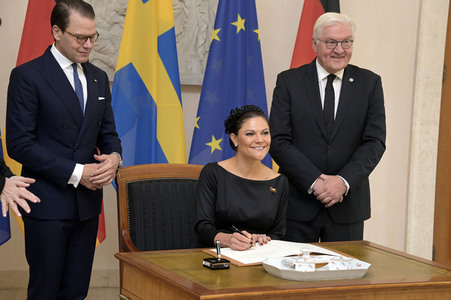 Empfang von Kronprinzessin Victoria von Schweden und Prinz Daniel von Schweden im Schloss Bellevue in Berlin