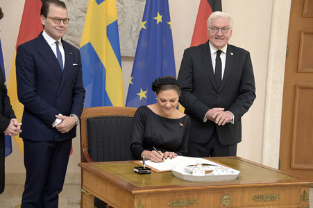 Empfang von Kronprinzessin Victoria von Schweden und Prinz Daniel von Schweden im Schloss Bellevue in Berlin