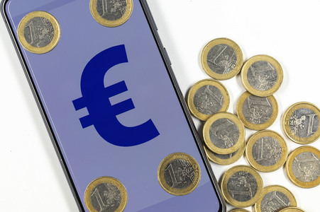 Symbolfoto Digitaler Euro