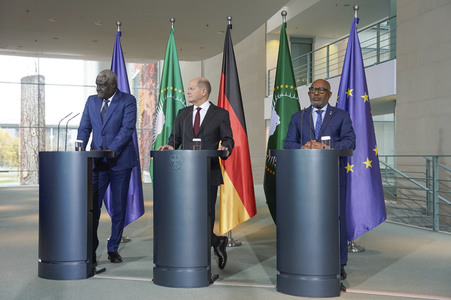 Konferenz 'G20 Compact with Africa' in Berlin