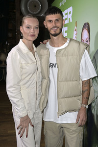 Fototermin 'Unser Hof - Mit Cheyenne und Nino' in Berlin