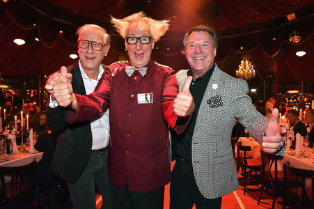 Dinner-Theater Premiere 'teatro - menu by Käfer' in München