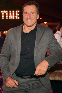 Dinner-Theater Premiere 'teatro - menu by Käfer' in München