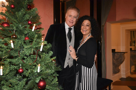 Theaterpremiere 'Weihnachten auf dem Balkon' in München