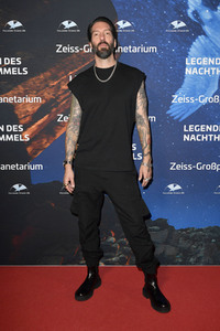 Weltpremiere der Produktion 'Legenden des Nachthimmels' in Berlin